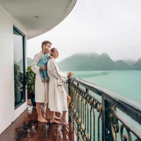 Why a Cruise Through Ha Long Bay is the Ultimate Family Getaway This Summer