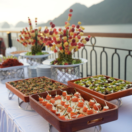 A New Experience on the Bay: Sunset with Artisan Bruschetta